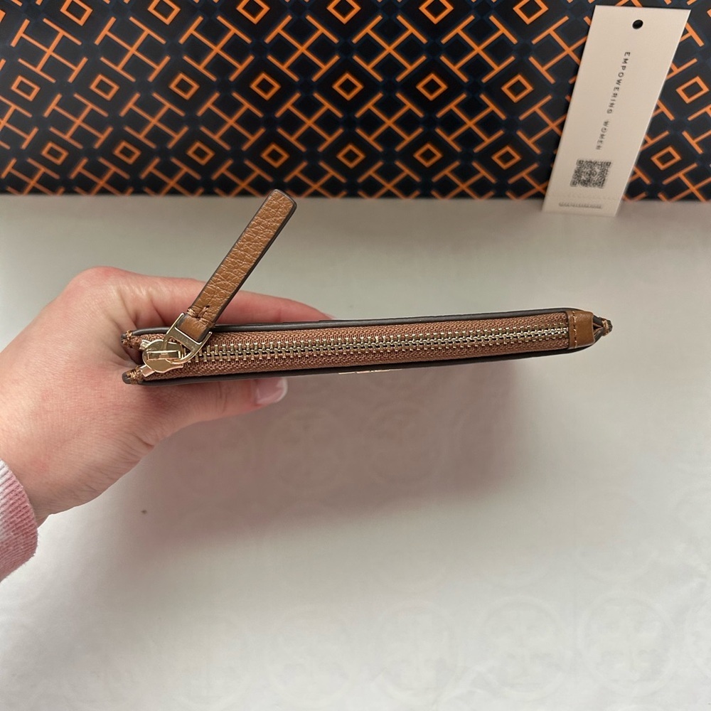 Tory Burch Britten Zip Card Case Card Wallet Moose Gold Tan Brown - Picture 4 of 7